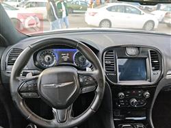 کرایسلەر 300